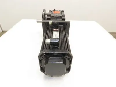 Lenze MCA 14L41-RS0B0 Servo Gear Motor 597 RPM 3.1Hp 390V 3PH LH 6.8:1 GKS05-3A