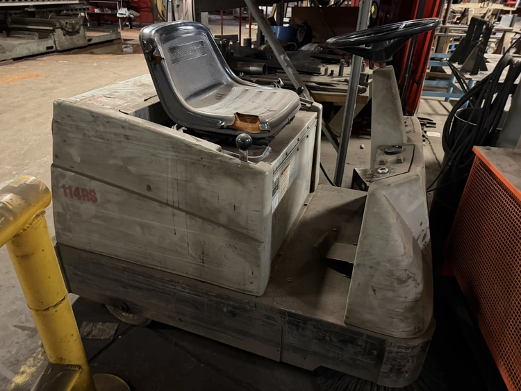 Used _UNKNOWN_ _UNKNOWN_ Mechanical Sweepers Michigan US | Miedema Asset Management Group #1097334