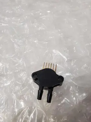 Freescale MPX5100DP Pressure Sensor