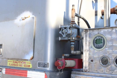 Used 2014 WESTERN STAR 4900 Tanker trucks Texas US | Roll Off Truck World #1492032