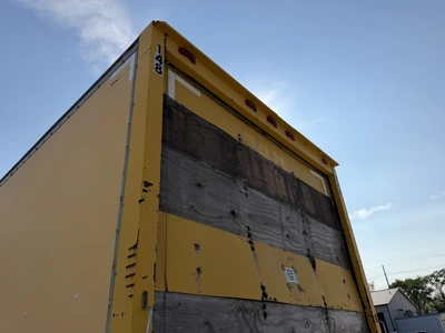 Used 2001 INTERNATIONAL 4900 4X2 Box trucks Indiana US | Miedema Asset Management Group #1414683