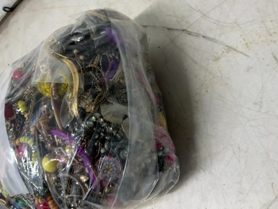 Used _UNKNOWN_ _UNKNOWN_ Jewelry & Gemstones Michigan US | Miedema Asset Management Group #1760468