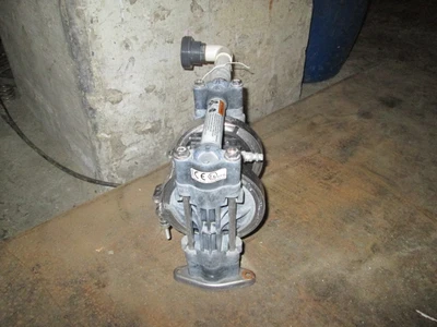 Graco Husky Lab Double Diaphrarm Pump.