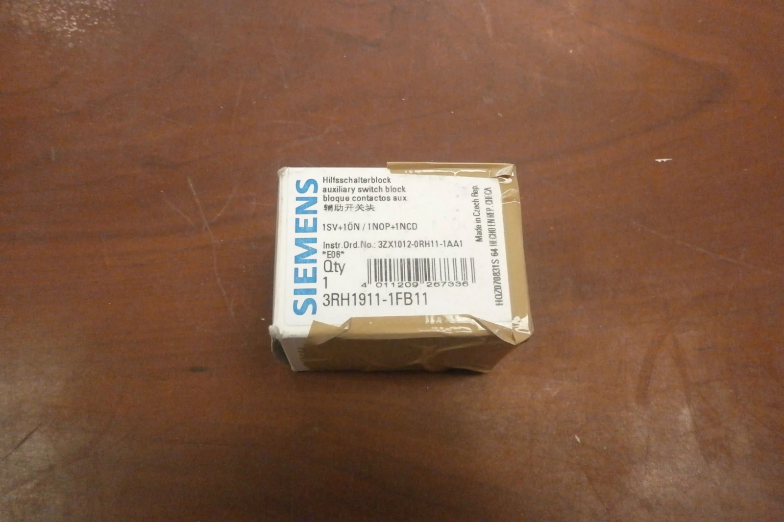 NEW Allen-Bradley 3RH1911-1FB11