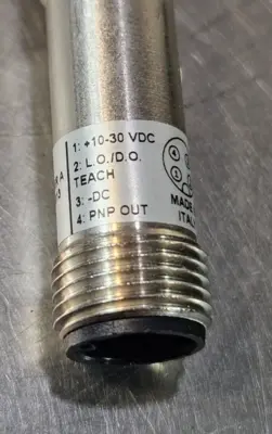 Allen Bradley 42CF-D1LPA2-D4 Cylindrical Sensor loc5E5(3)