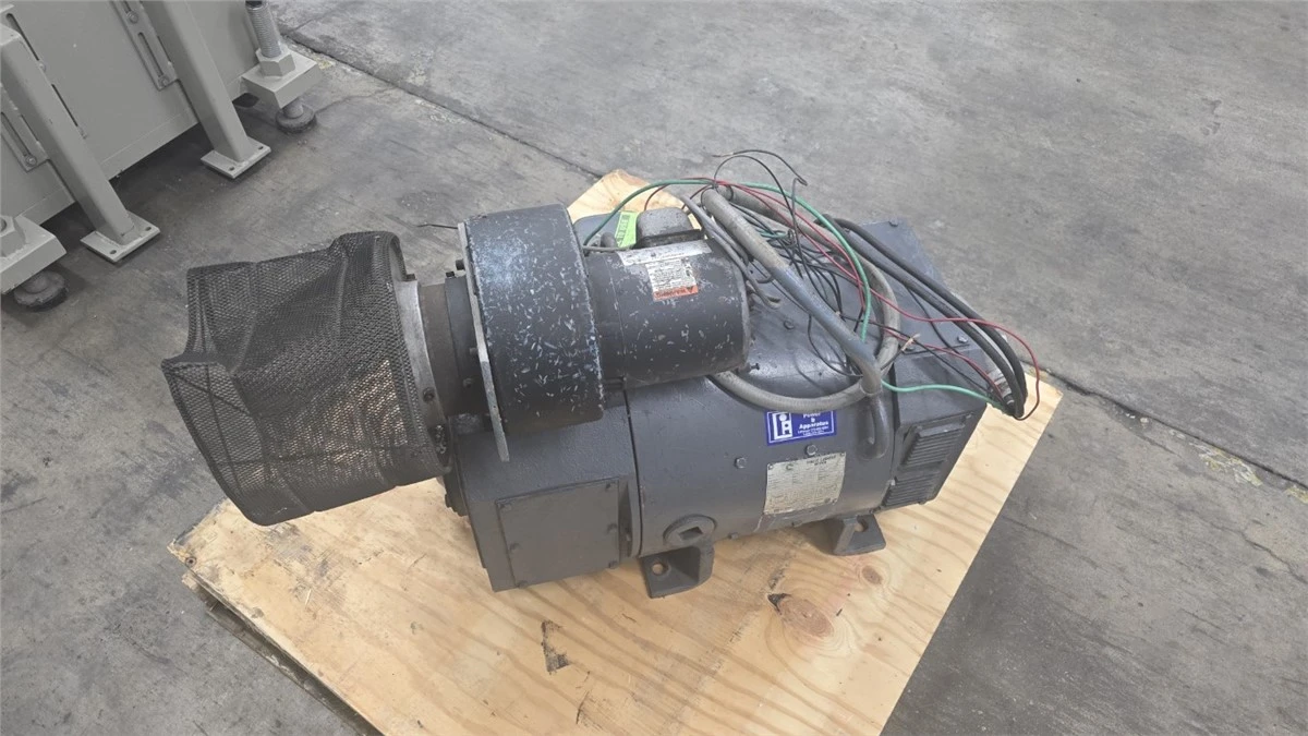 100 HP Emerson DC Motor w/ 1 HP Blower Motor