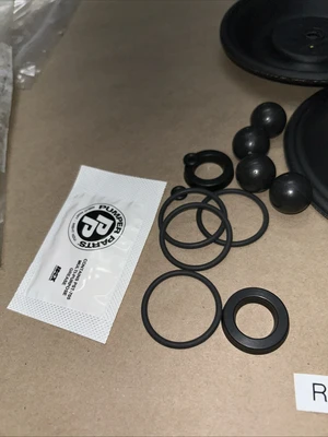 Fluid Section Repair Kit PP637427-VV Fast Shipping! + Warranty