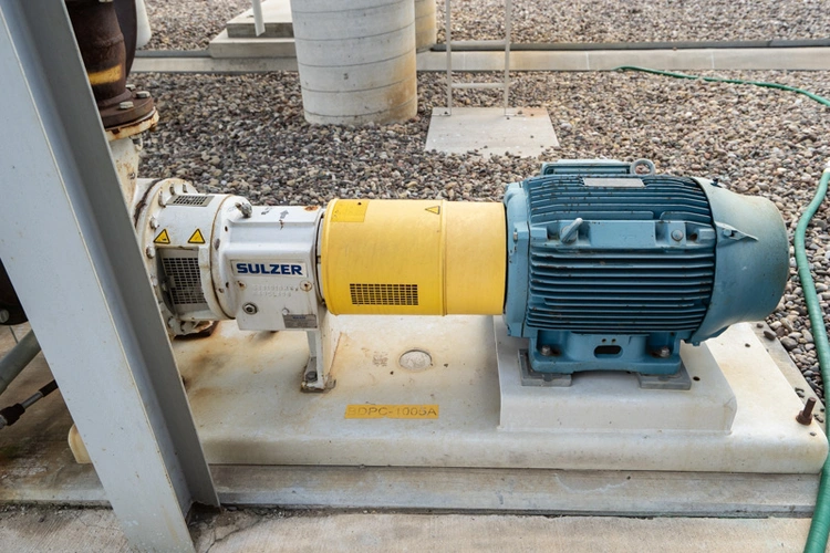 Used 2014 SULZER CAST IRON Pumps | Solutions 4 Manufacturing #943676