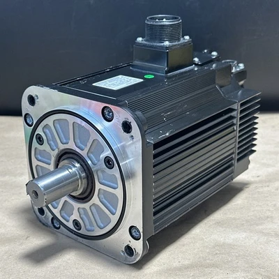 USED Yaskawa SGMRS-13A2A-YR11