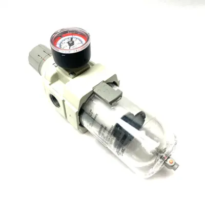 USED SMC MODULAR FILTER REGULATOR W/ GAUGE 7-125PSI SET PRESS