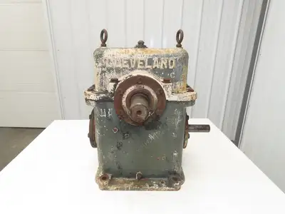 Cleveland Worm & Gear 200AT 25F Speed Reducer 79:1 Gearbox 2.8Hp 22rpm LH Output