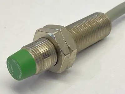 Used HONEYWELL 922AB2XM-A9P-L Proximity Sensors | Maverick Industrial Sales #1105280