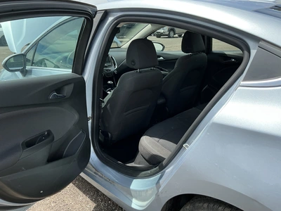 USED 2017 CHEVROLET CRUZE