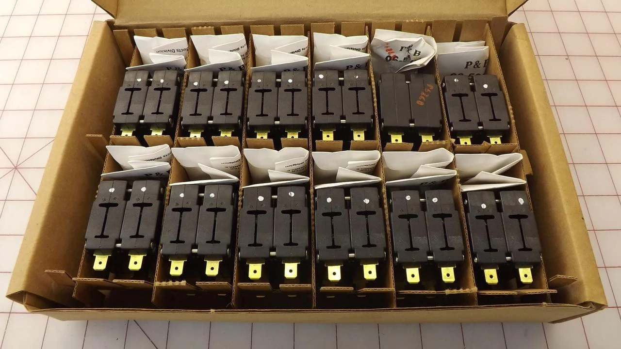 Used TYCO ELECTRONICS POTTER & BRUMFIELD _UNKNOWN_ Circuit Breakers Texas US | OCO Industrial #1685281