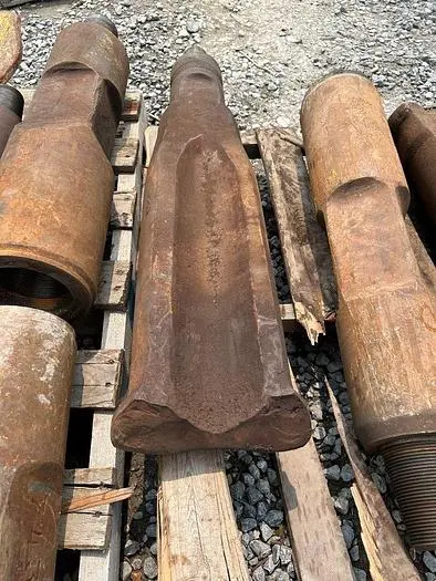 Used AFTERMARKET 4' HEAVY DUTY CABLE TOOL ELEVATOR SHAFT IRRIGATION CHISEL BIT Tool Bits Pennsylvania US | East West Machinery & Drilling #1417454