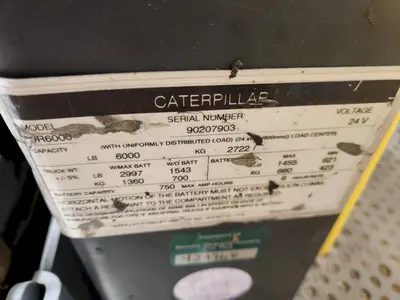 USED CAT R6000