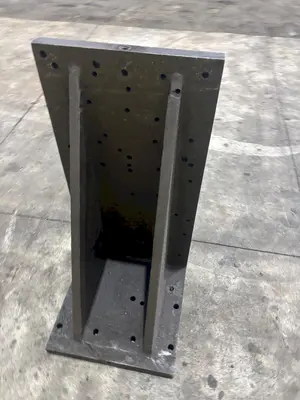 (2) 18" X 18" X 36" X ANGLE PLATES: YOBRO #24037