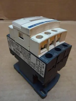 USED SQUARE D LC1 D09