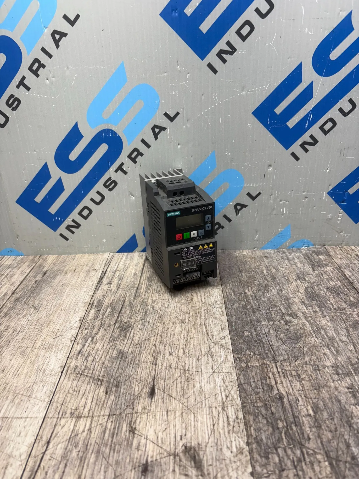 USED SIEMENS 6SL3210-5BB17-5UV1