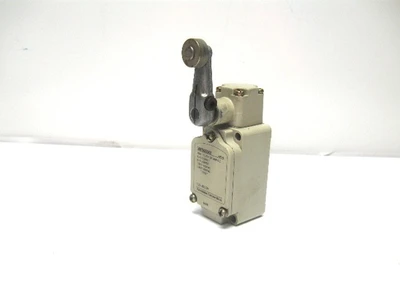 USED YAMATAKE 1LS-J550H