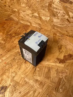 USED Allen-Bradley Allen-Bradley 1606-XLP100E