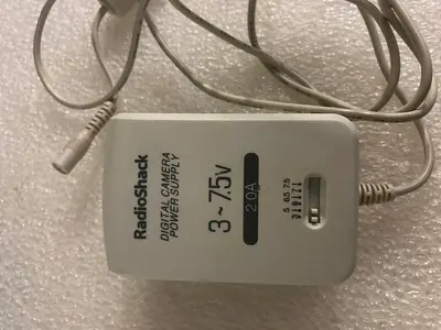 RADIOSHACK AC ADAPTER 273-1696