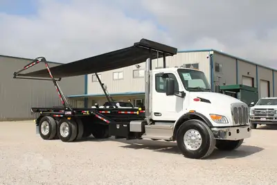New | in-Stock 2027 PETERBILT 548 Rolloff Trucks Texas US | Roll Off Truck World #1492003