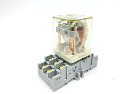 8501NR82,8501KUD12P14V53 | Square D 8501NR82 Ser C Relay Socket w/ 8501KUD12P14V53 Relay - New – Open box