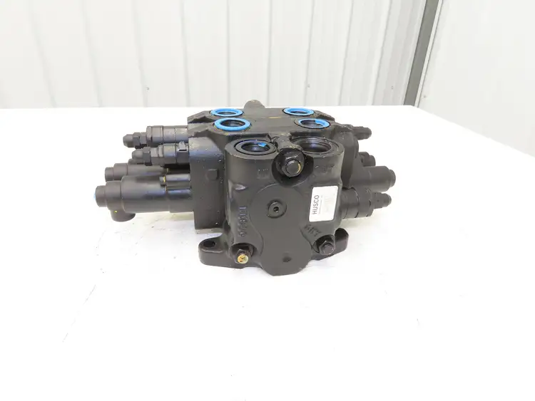 New | in-Stock HUSCO _UNKNOWN_ Valves/Fittings | Arrow Industrial #566004