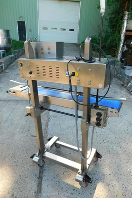 Used HUALIAN MACHINERY FRM-1120LD Baggers New Jersey US | Champion Trading Corporation #1338174
