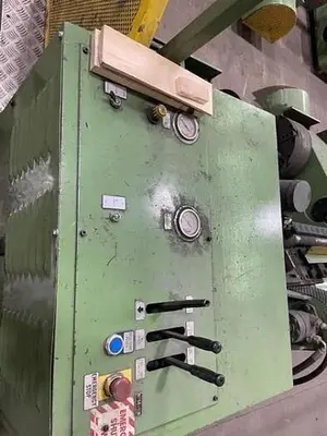 100” WIDE PASABAN SHAFTLESS FLOOR PICK UNWIND STAND 60" DIAMATER (2 AVAILABLE)