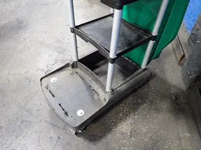 Rubbermaid Janitor Cart