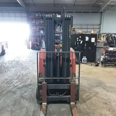 USED 2021 RAYMOND 425-C40QM