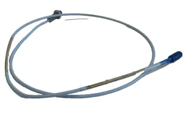 NEW BENTLY NEVADA 330101-00-12-10-02-05 PROXIMITY SENSOR 8MM 3301010012100205
