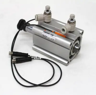 USED SMC CDQ2WA40-25DZ