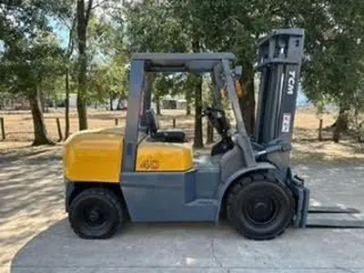 USED 2015 TCM FD40-A1