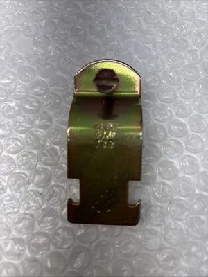 NEW T&B 1 1/4 EMT Clamp