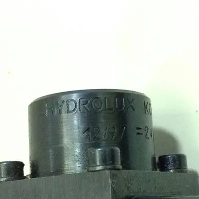 USED MOOG KWE43P06C08PC0BN