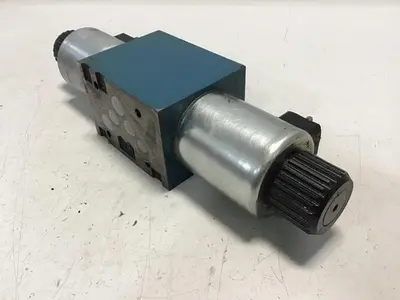 USED BOSCH 0 810 001 702