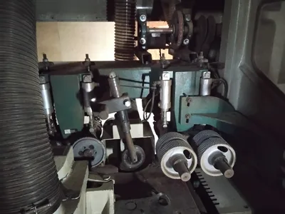 CM-555 | Bridgewood | Moulders