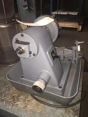 2431-330 LIENHARD Single Lip Bench Model Cutter/Grinder