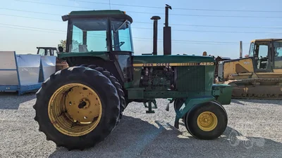 USED 1983 JOHN DEERE 4250
