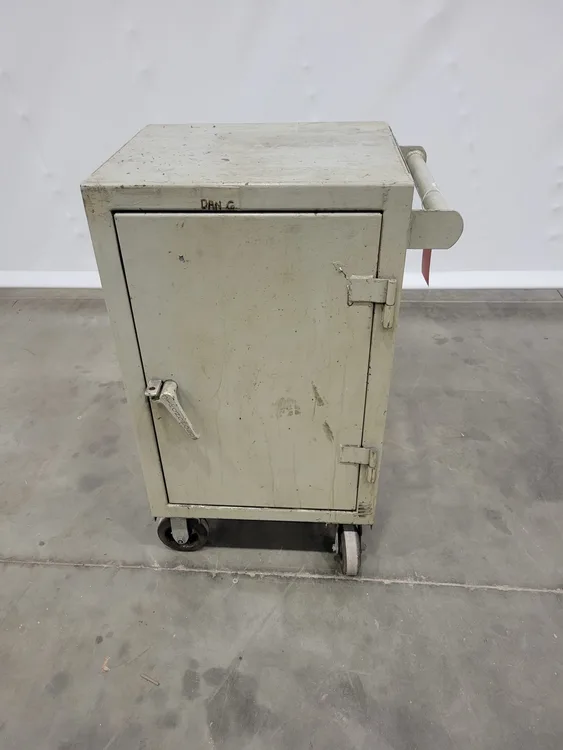 Used STRONGHOLD _UNKNOWN_ Cabinets Michigan US | Vander Ziel Machinery Sales #482512
