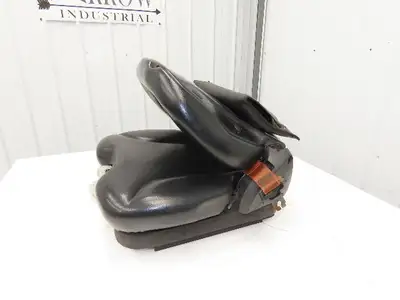 Grammer Forklift Seat Black Vinyl Adjustable Removed From Linde 0015225372