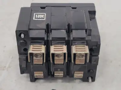 USED SQUARE D 8536SDO1V02S