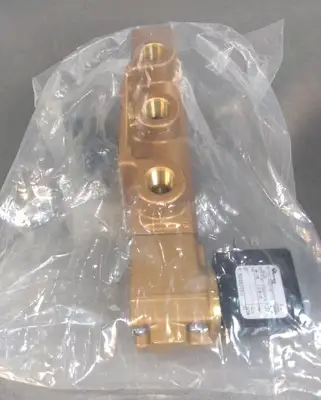 VERSA USG-4422-HCC-U-A120 Solenoid Valve Loc5E30