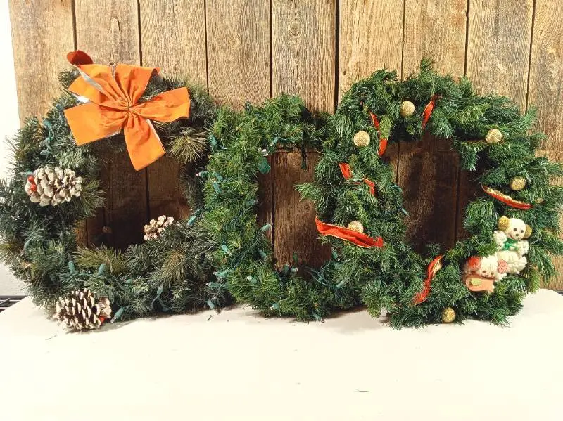 5 Christmas Wreaths