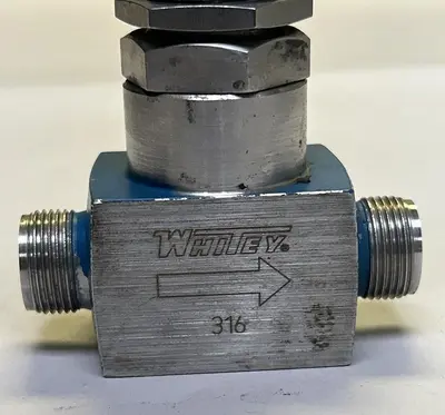 USED WHITEY SS-7VS8