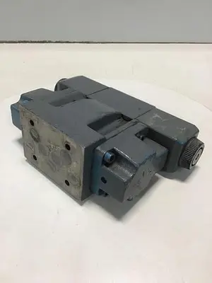 USED VICKERS DG4V-3-6C-M-U-H7-60