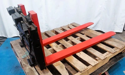 Used _UNKNOWN_ _UNKNOWN_ Pallet Forks West Virginia US | Cooper Industries #1409412